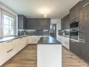 Prodej rodinného domu, Praha - Klánovice, Jeníkovická, 260 m2