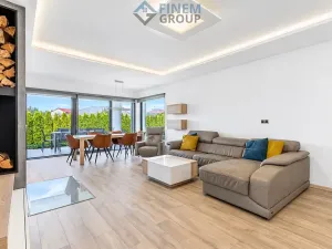 Prodej rodinného domu, Sulice, 253 m2