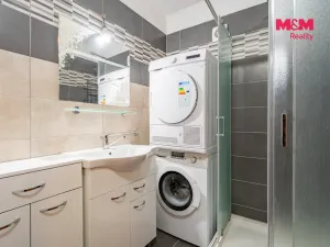 Prodej bytu 3+1, Třeboň - Holičky, 99 m2