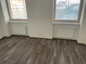 Pronájem bytu 2+kk, Otrokovice, nám. 3. května, 58 m2