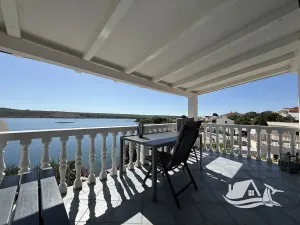 Prodej bytu 4+kk, Posedarje, Chorvatsko, 66 m2