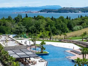 Prodej bytu 3+kk, Umag, Chorvatsko, 80 m2