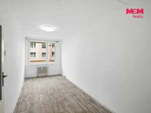 Prodej bytu 3+1, Libochovice, Revoluční, 71 m2