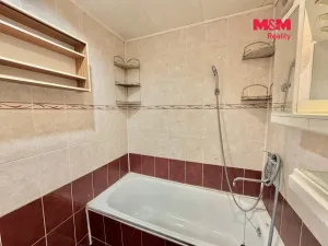 Prodej bytu 3+1, Libochovice, Revoluční, 71 m2