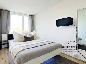 Pronájem bytu 2+kk, Praha - Černý Most, Kpt. Stránského, 43 m2