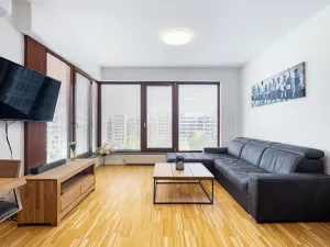 Pronájem bytu 2+kk, Praha - Karlín, Rohanské nábřeží, 60 m2