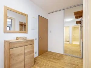 Pronájem bytu 2+kk, Praha - Karlín, Rohanské nábřeží, 60 m2