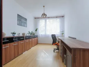 Prodej bytu 3+1, Kladno, Lacinova, 70 m2