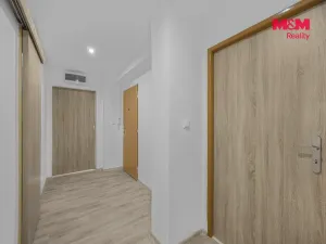 Pronájem bytu 3+kk, Hradec Králové - Slezské Předměstí, Pouchovská, 62 m2
