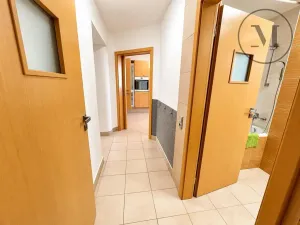 Pronájem bytu 2+1, České Budějovice, Heydukova, 67 m2