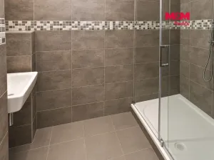 Pronájem kanceláře, Praha - Libeň, Drahobejlova, 706 m2