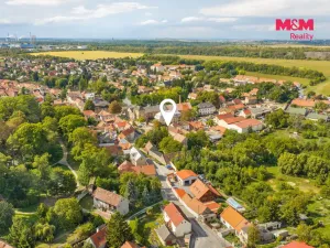 Prodej obchodního prostoru, Buštěhrad, Náměstí, 4516 m2