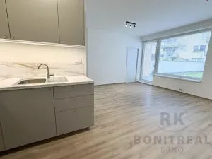 Pronájem bytu 2+kk, Brno, Dusíkova, 44 m2