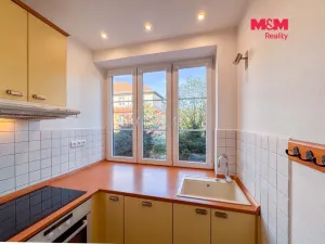 Pronájem bytu 1+1, Praha - Košíře, Píseckého, 37 m2