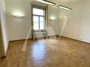 Pronájem kanceláře, Praha - Staré Město, 28. října, 188 m2