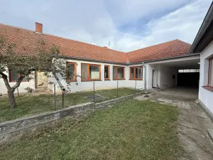 Prodej rodinného domu, Smrk, 242 m2