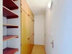 Prodej bytu 3+1, Praha - Střížkov, Varnsdorfská, 56 m2