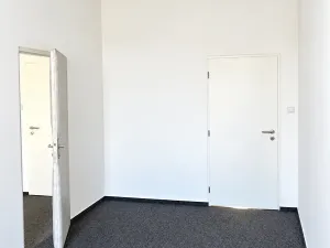 Pronájem kanceláře, Uherský Brod, Masarykovo nám., 15 m2