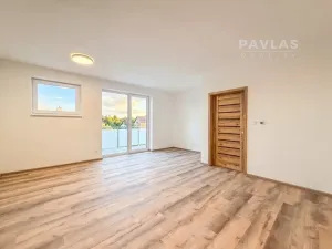 Pronájem bytu 2+kk, České Budějovice, Doudlebská, 67 m2