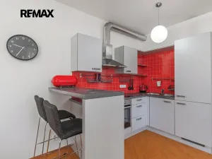 Pronájem bytu 2+kk, Praha - Zličín, Sazovická, 48 m2