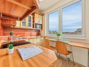 Prodej bytu 1+kk, Praha - Troja, Hnězdenská, 33 m2