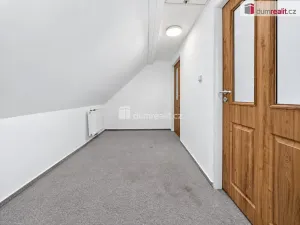 Prodej rodinného domu, Jesenice, 102 m2