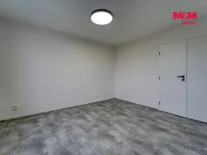 Pronájem bytu 2+1, Plzeň - Doubravka, Smrková, 56 m2