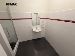 Pronájem bytu 2+kk, Dobřichovice, Tyršova, 43 m2