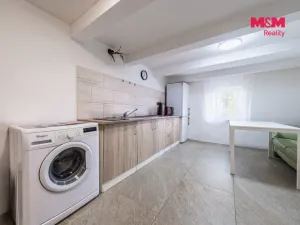 Prodej rodinného domu, Praha - Nedvězí, Výmarova, 110 m2
