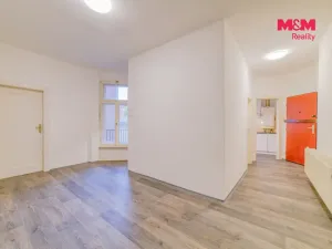 Prodej bytu 4+1, Cheb, Májová, 121 m2