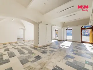 Prodej rodinného domu, Bruntál, nám. Míru, 550 m2