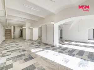Prodej obchodního prostoru, Bruntál, nám. Míru, 550 m2