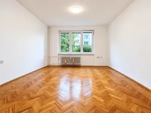 Pronájem bytu 2+1, Karlovy Vary, Šumavská, 58 m2