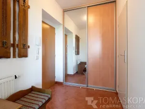 Pronájem bytu 1+kk, Odolena Voda, Pod Tvrzí, 42 m2