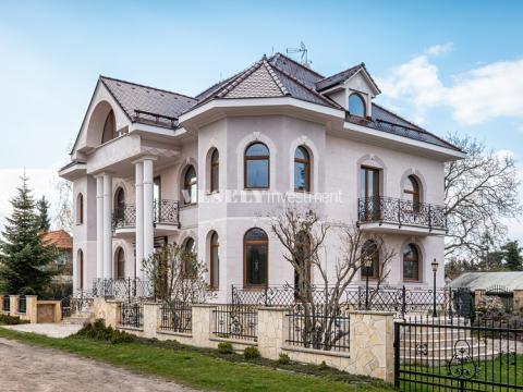 Prodej vily, Praha - Klánovice, 700 m2