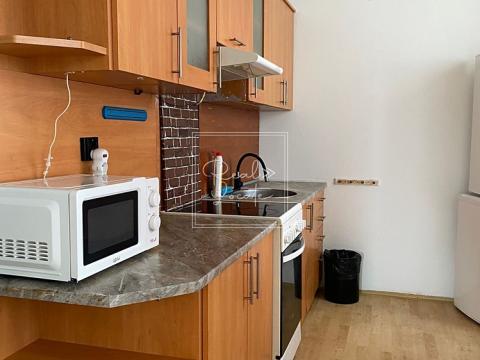 Prodej bytu 2+1, Praha - Letňany, Třinecká, 52 m2
