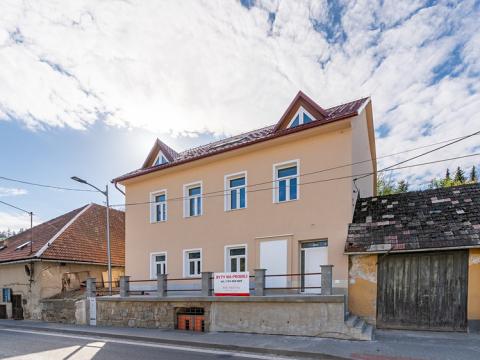 Prodej bytu 3+kk, Valašské Klobouky, Brumovská, 61 m2