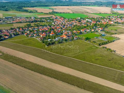 Prodej pozemku pro bydlení, Chyňava, 10300 m2