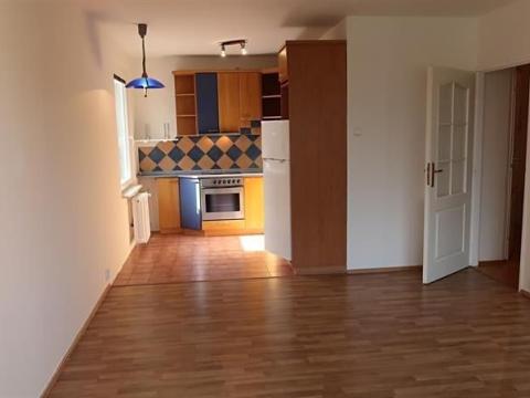 Pronájem bytu 3+kk, Praha - Střížkov, Harrachovská, 55 m2