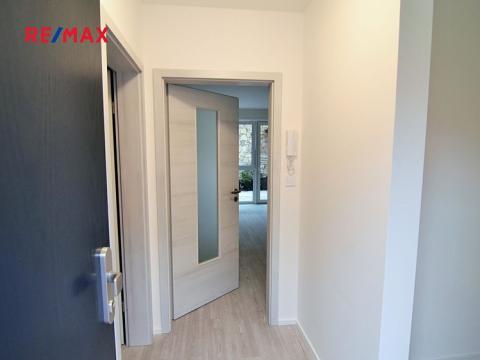 Prodej bytu 2+kk, Praha - Sobín, Hostivická, 50 m2