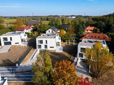 Prodej rodinného domu, Velké Popovice, Malostranská, 400 m2