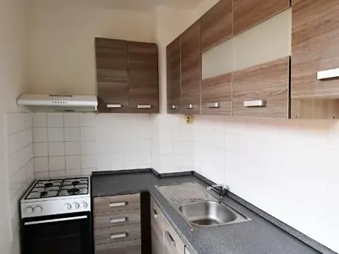 Pronájem bytu 2+1, Klášterec nad Ohří, Václava Řezáče, 57 m2