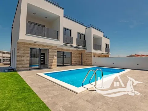 Prodej vily, Vodice, Chorvatsko, 190 m2