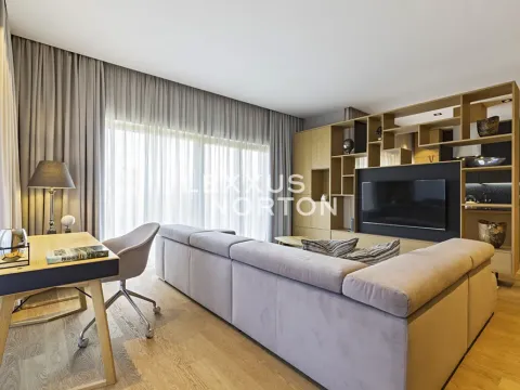 Pronájem bytu 2+kk, Praha - Dejvice, Na Klimentce, 78 m2