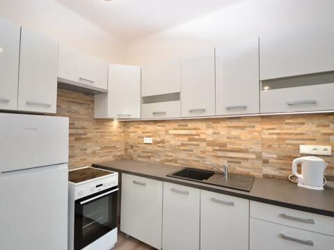 Pronájem bytu 2+kk, Praha - Krč, Humpolecká, 42 m2