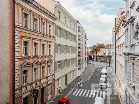 Prodej bytu 2+kk, Praha - Vyšehrad, Neklanova, 56 m2