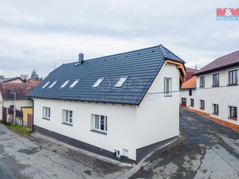 Pronájem bytu 4+kk, Sedlčany, Nademlýnská, 90 m2