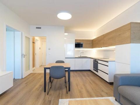 Pronájem bytu 2+kk, Praha - Strašnice, Na palouku, 42 m2