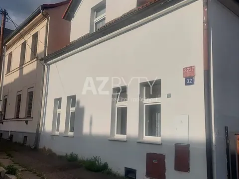 Pronájem bytu 1+kk, Praha - Žižkov, Na mokřině, 29 m2