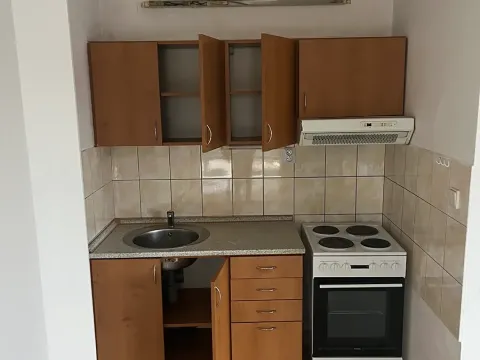 Pronájem bytu 1+kk, Děčín, Tržní, 52 m2